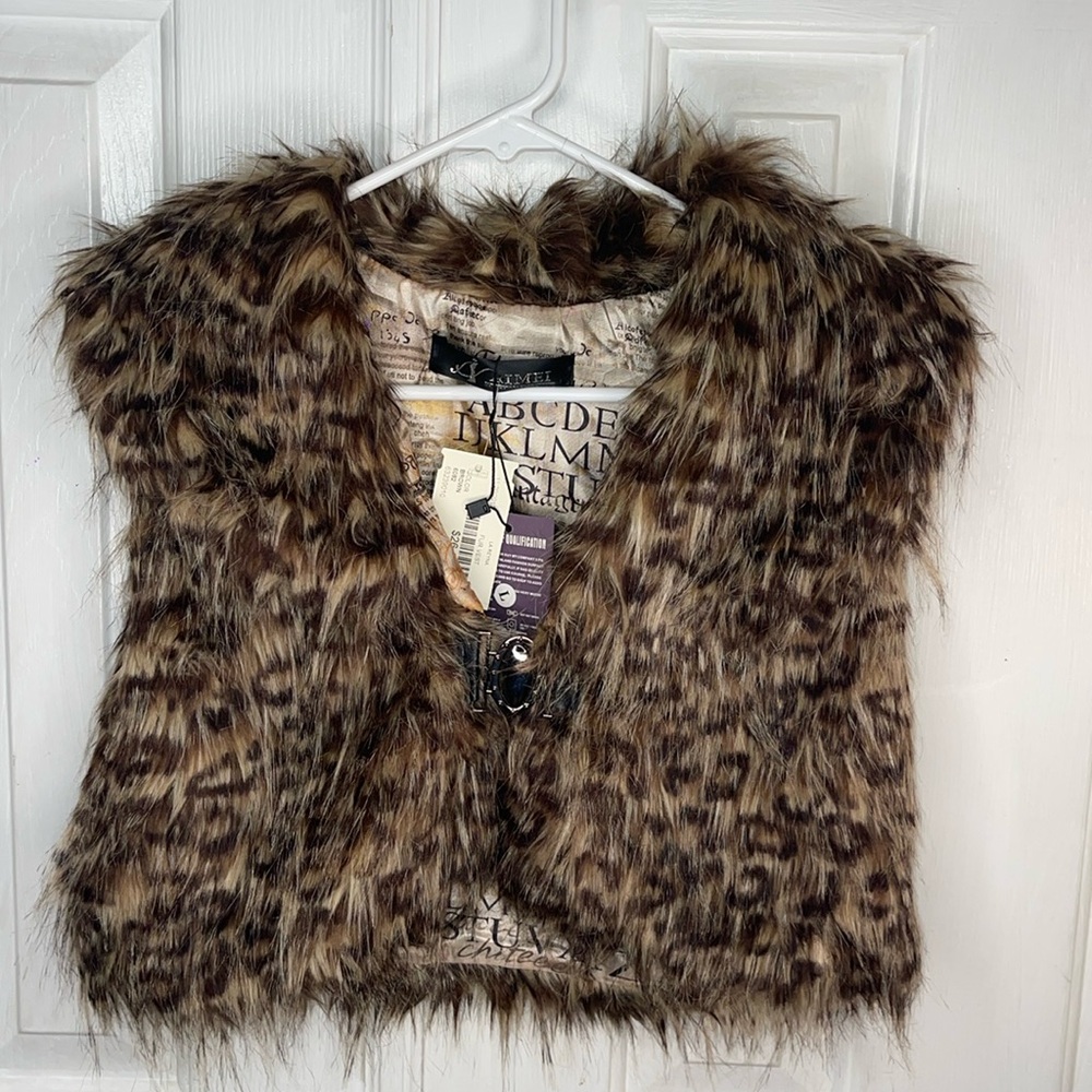 la Reina fur vest by AIMEI SLEEVELESS NWT.